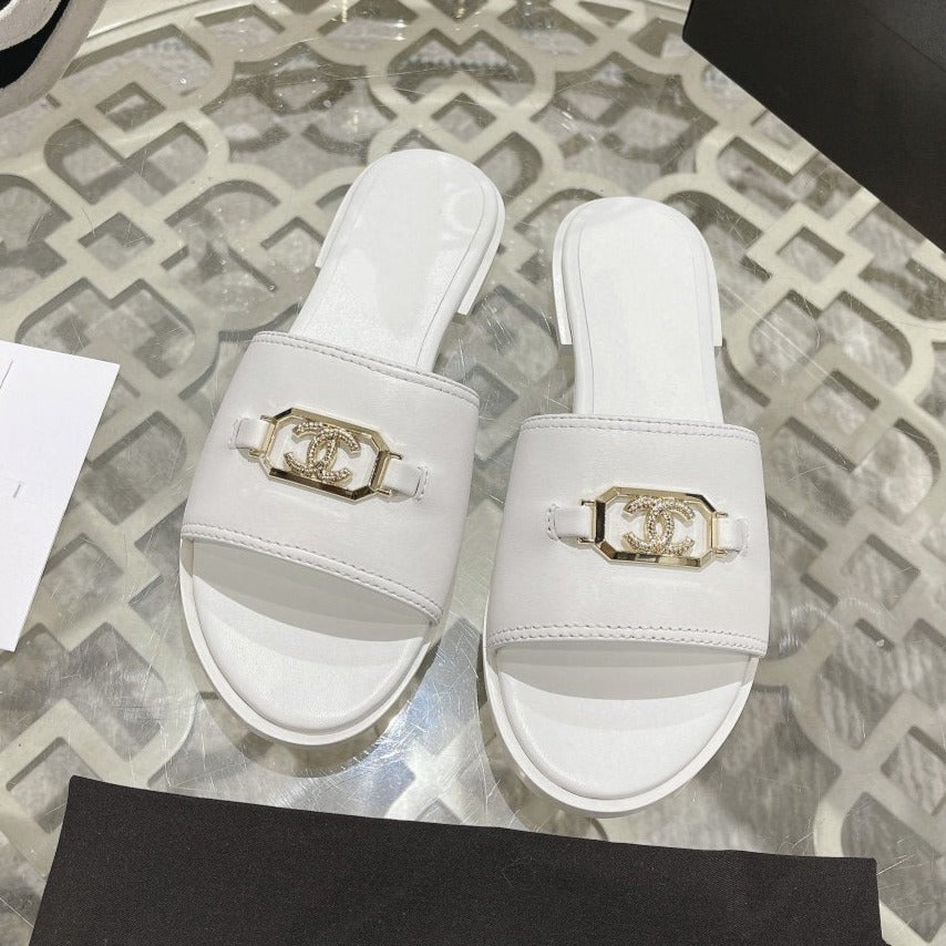 CHANEL Mules White Shiny Calfskin