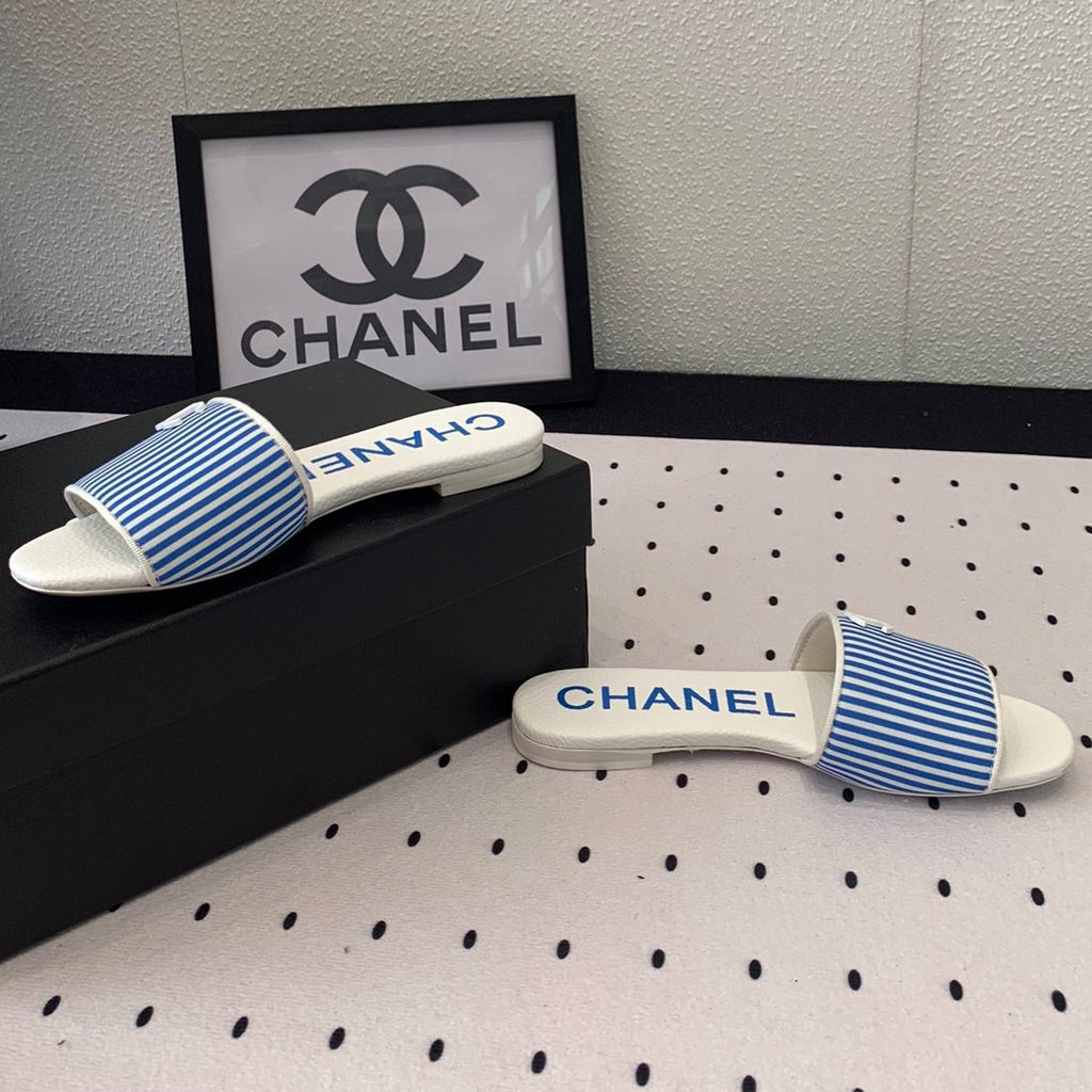 CHANEL MULES blue LAMBSKIN