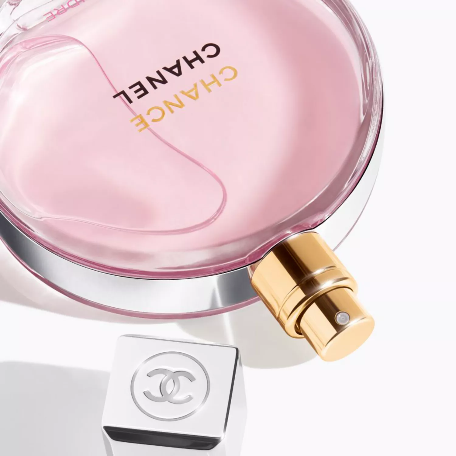 Chance Eau Tendre Eau de Parfum — Floral Fruity & Enveloping Fresh Women’s Luxury Fragrance | Blush Pink Round Bottle 100ml