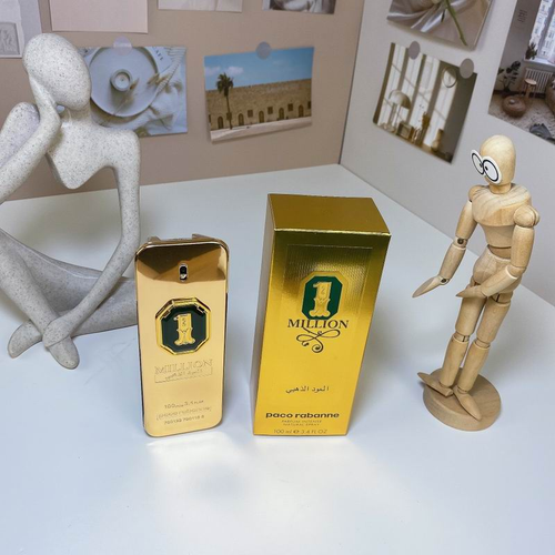 Paco Rabanne 1 Million Golden Oud gold box front with green 1 Million logo