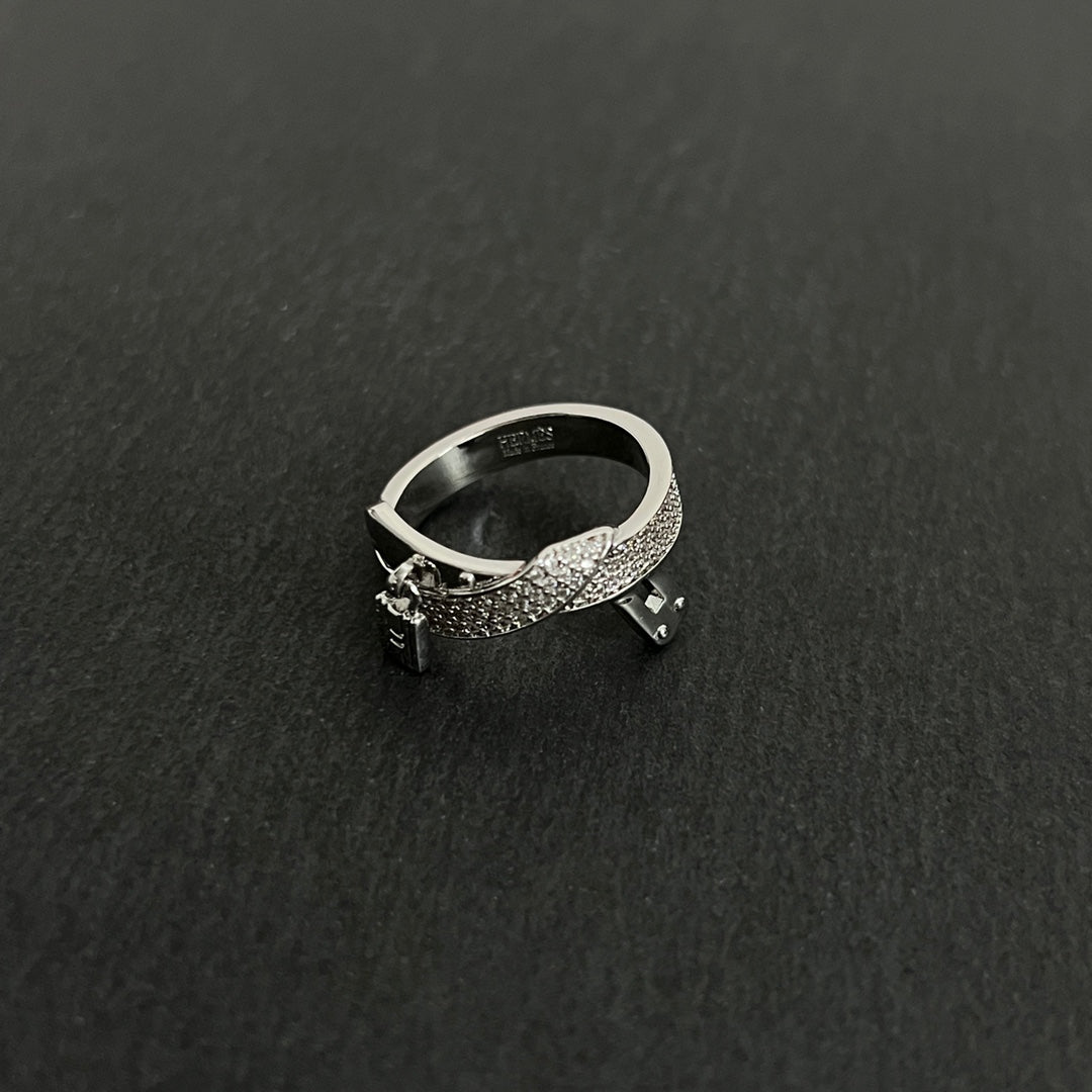 18K Kelly Gavroche Diamonds Hermes Ring