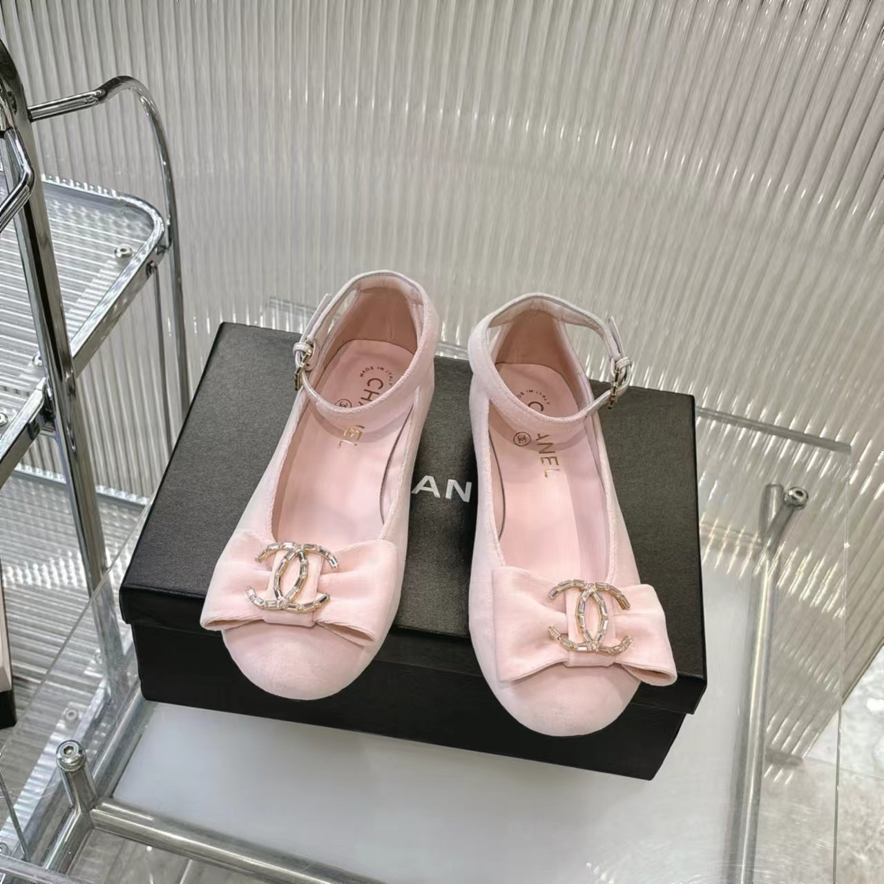 CHANEL BOW MARY JANE SHOES IN PASTEL PINK VELVET