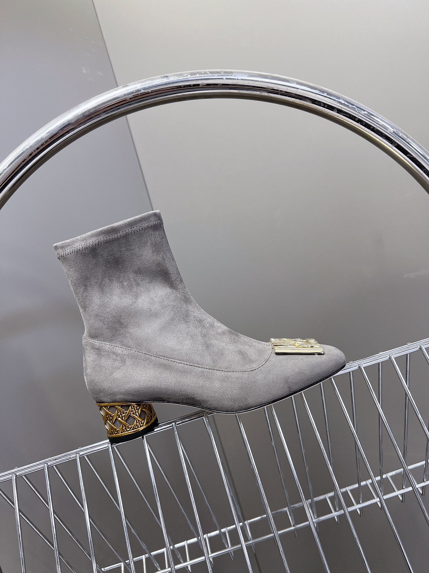 DIOR ICON HEELED ANKLE BOOT DOVE GRAY SUEDE 4 CM WITH GOLD LOGO
